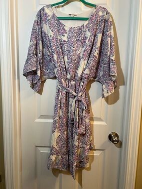 🦋 NWOT ANDREE BY UNIT Cream and Lavender floral  Tie-Waist Midi Dress size 1x